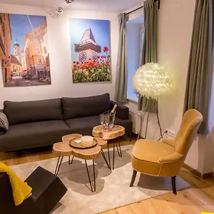 https://schlossberg-apartment.graz-austria-hotels.com